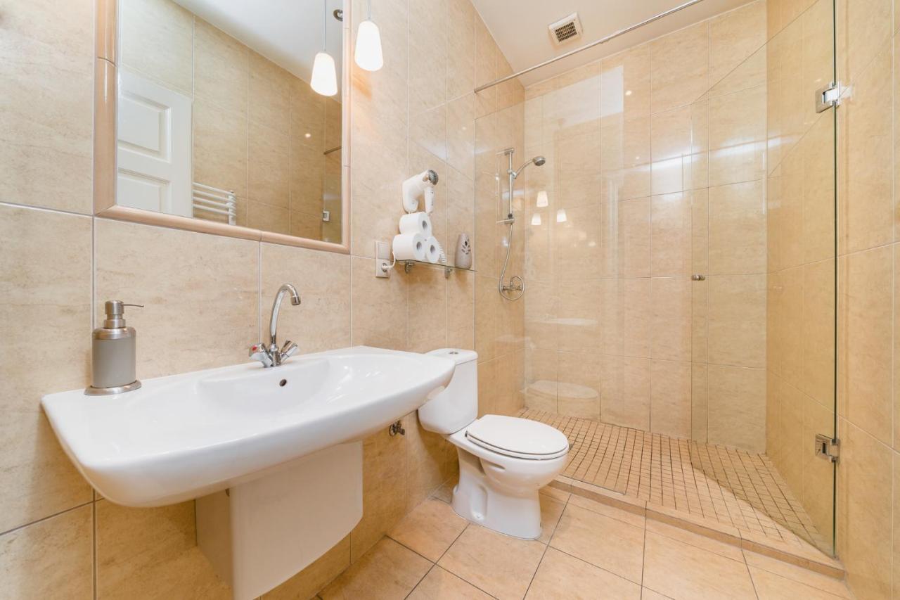 Apartamenty W Palacu Pod Baranami Cracóvia Exterior foto
